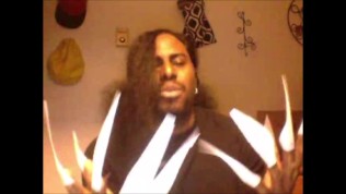 how girls act when they get there nails done and eyelashes by young gumbi