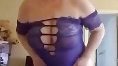 sexy new orleans granny inviting you to come fuck her