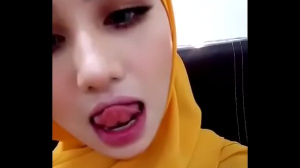 malay hijab girl horny