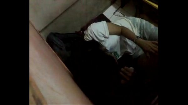 mesum di warnet ngantuk