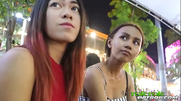 super tiny 18yo thai hottie with bangkok bubble-butt booty rides tuktuk ft. song