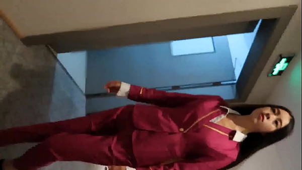 chinese girl show body