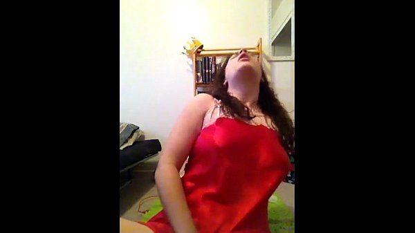 intense masturbation of a turkish girl