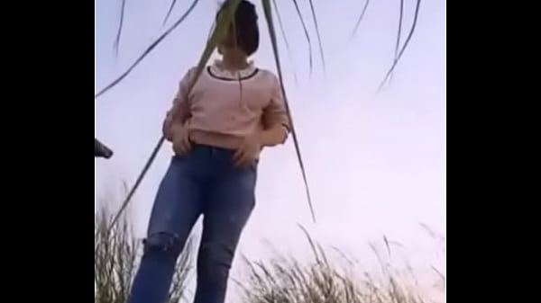 骚货巨乳小甜甜