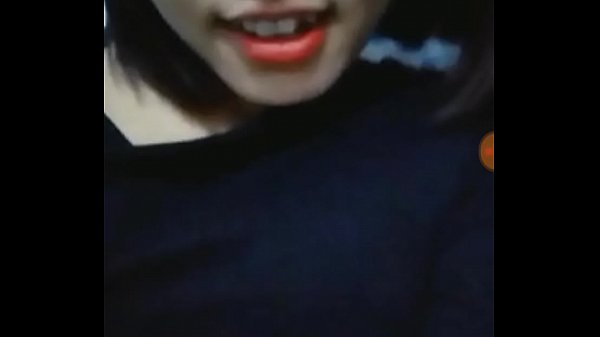 em gái việt show hàng gạ chịch (part 1)