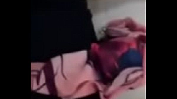 türbanlı banyoda veriyor