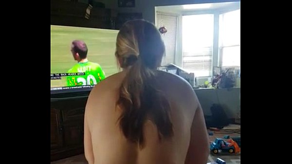 turkish couple fucking n watching cricket with loud moaning