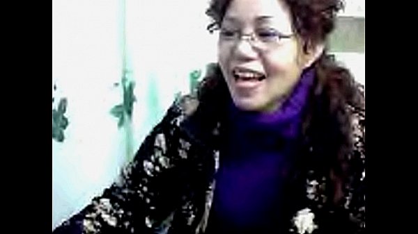 cold mature chinese on webcam