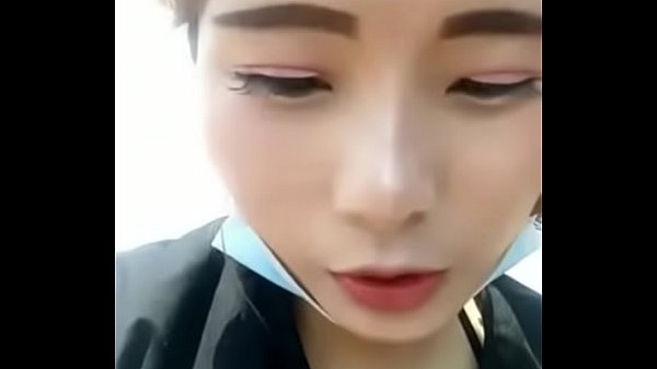 大奶主播約經常刷跑車的粉絲到遊樂園戶外啪啪玩危險動作