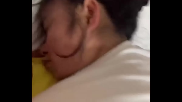 學妹酒醉了，偷偷塞跳蛋玩她，再硬上她！