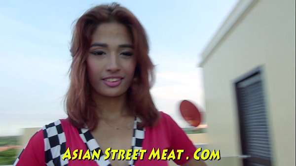 gorgeous girl in slutwear 1