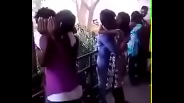bangladeshi kiss contest
