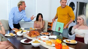 myfamilypies – stepbrother is thankful for his penis – s22:e3