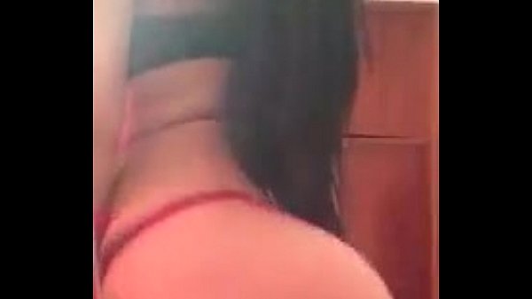 arab perfect ass dancing