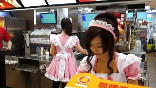 cute fast food waitresses 1