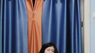 lynsey feminine masturbation