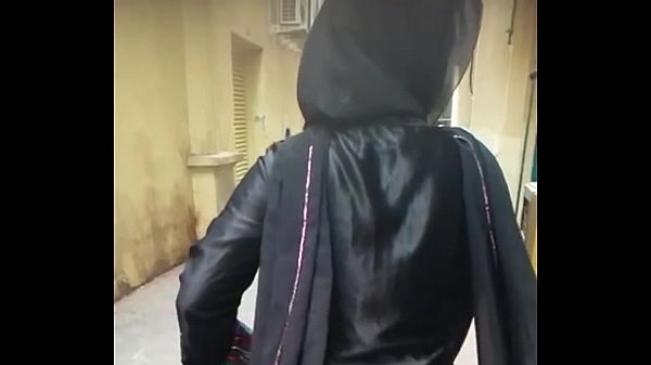 Desi aunty back view