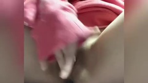 お尻の穴とパイパン見てください…成人直後のくちゅ音すごすぎ連続イキオナニー（自撮り、素人、無修正）