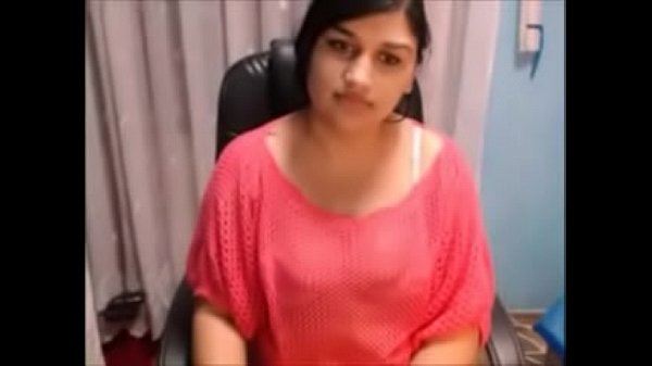 indian girl ( big boob) showing her boobs & pussy