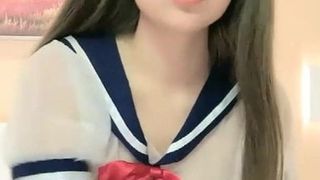 chinese webcam sweet cute girl with plump ass masturbate