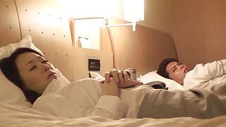 my employee seems to have collapsed from anemia, and i went to her hospital room to visit her. part2